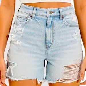 AEO‎ Baggy Mom Distressed Denim Shorts